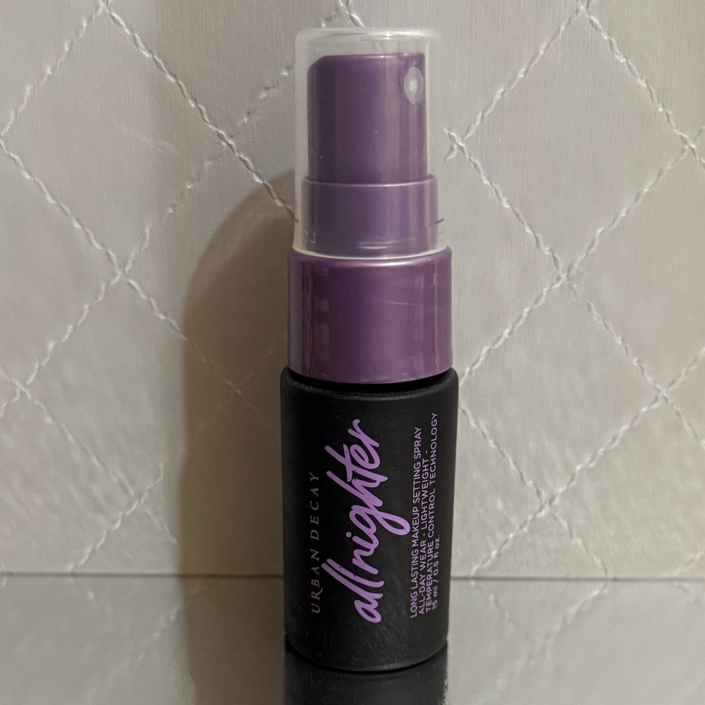 (NEW) URBAN DECAY All Nighter Long Lasting Makeup Setting Spray